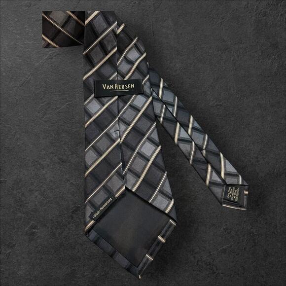 Van Heusen Men's Geometric 100% Silk Professional Tie - Picture 1 of 3